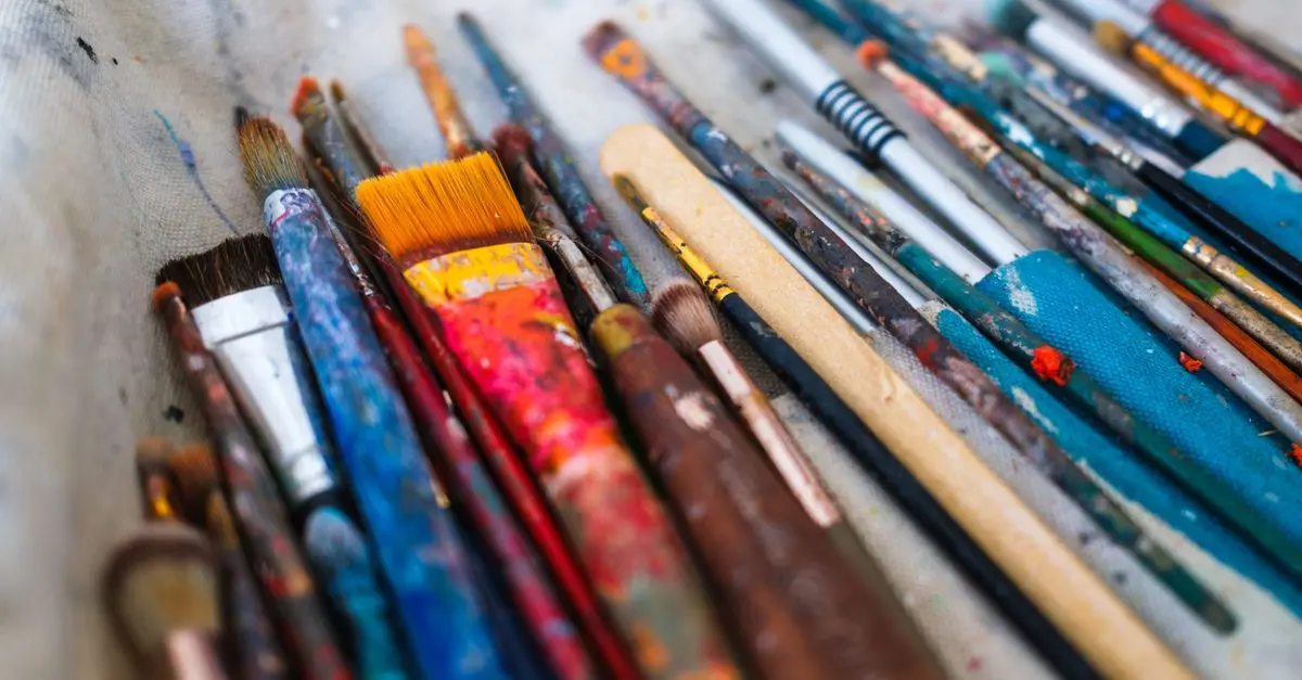 10 Essential Tips for Aspiring Artists to Get Started