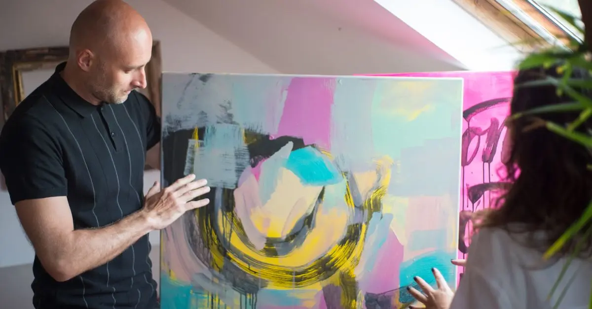 How to Effectively Market Yourself as an Artist