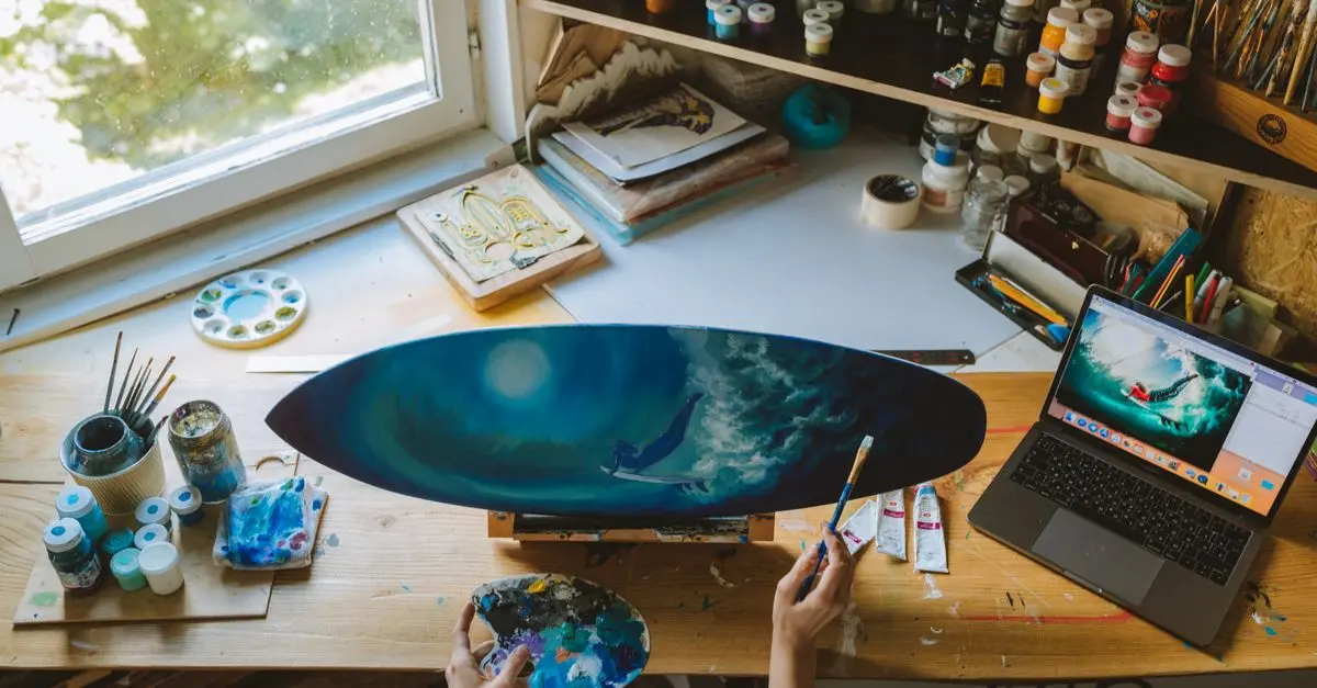 How to Balance Commissions with Personal Work
