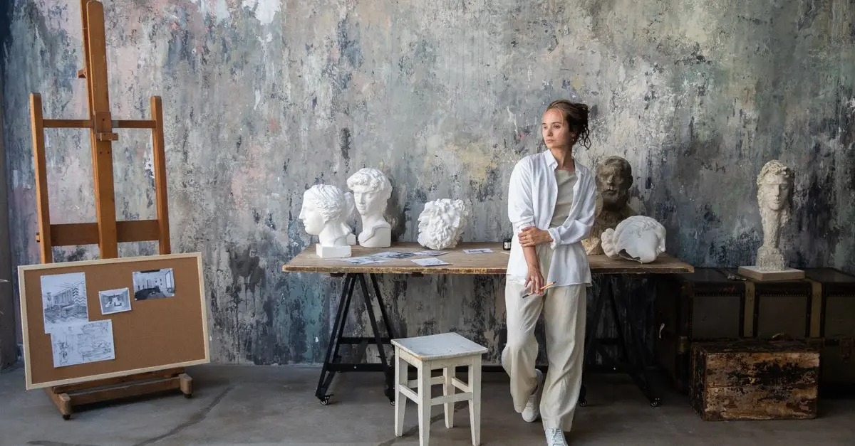 The Essential Steps to Becoming an Artist
