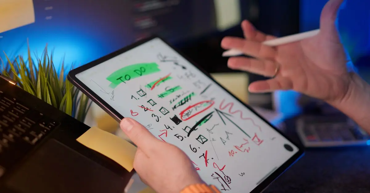 Essential Tips for Managing Your Time as an Artist