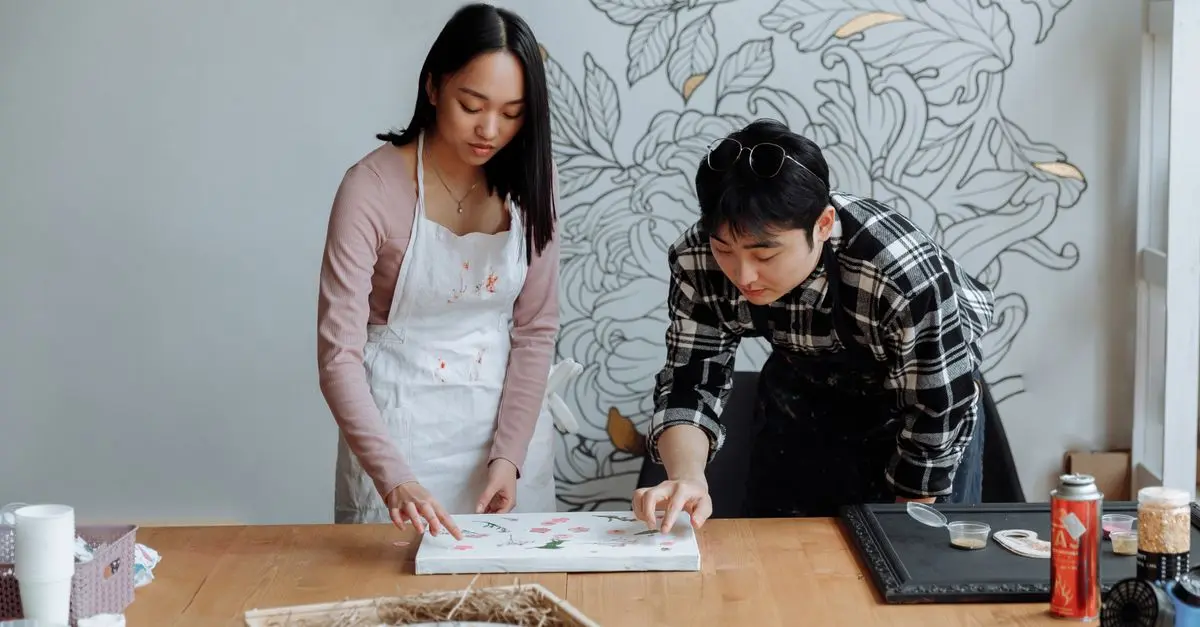 Collaborative Art Projects: Working with Others