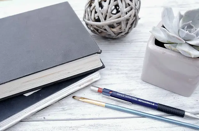 How to Create a Comprehensive Art Portfolio That Stands Out