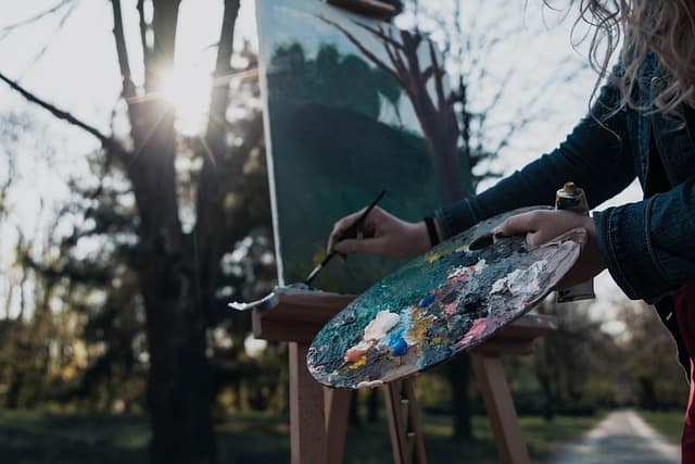 How to Create a Daily Art Practice That Fuels Your Creativity