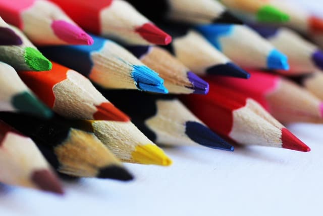 How to Set Up Your Art Space for Maximum Creativity
